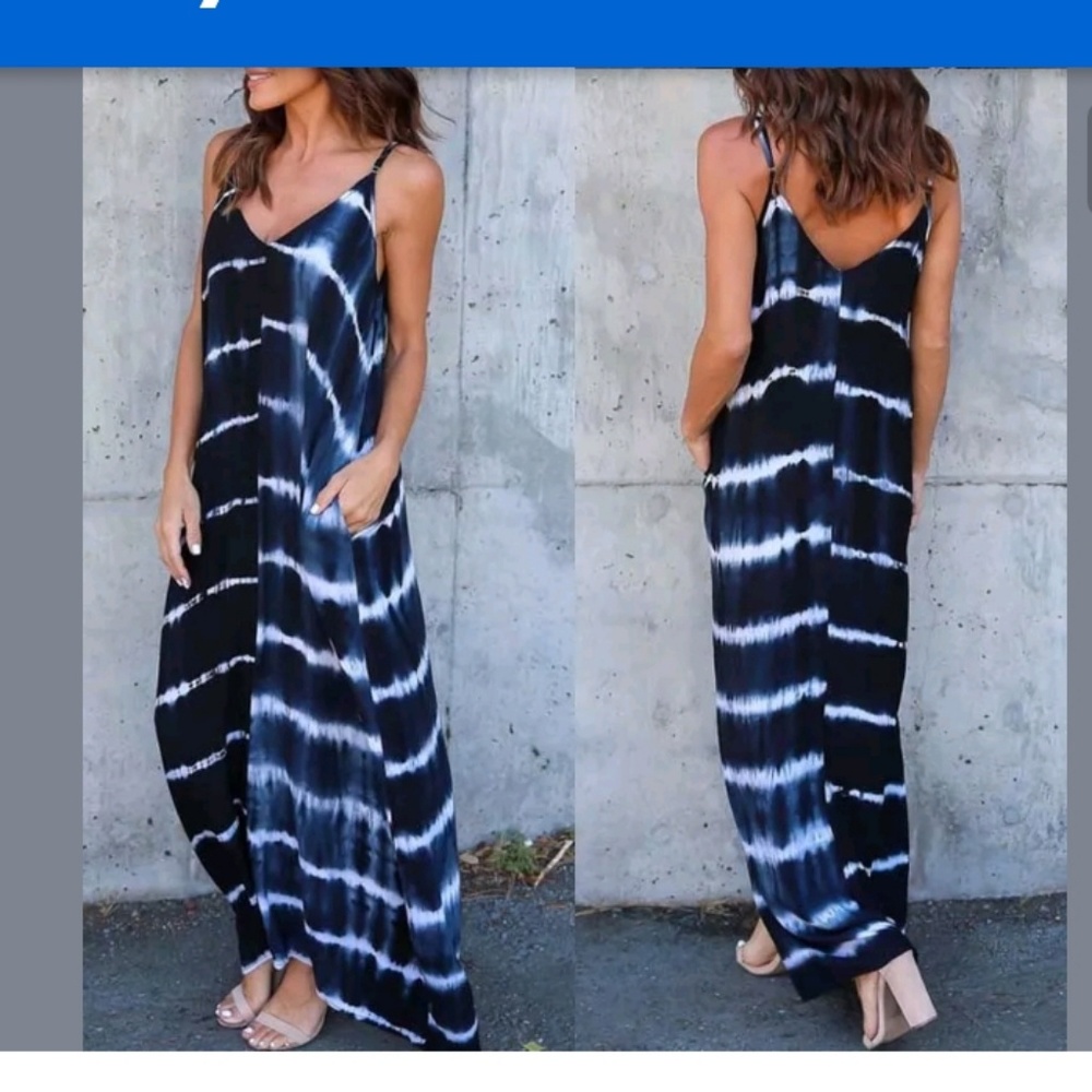 Jersey Maxi Dress NWT w/pockets Dark Blue &White